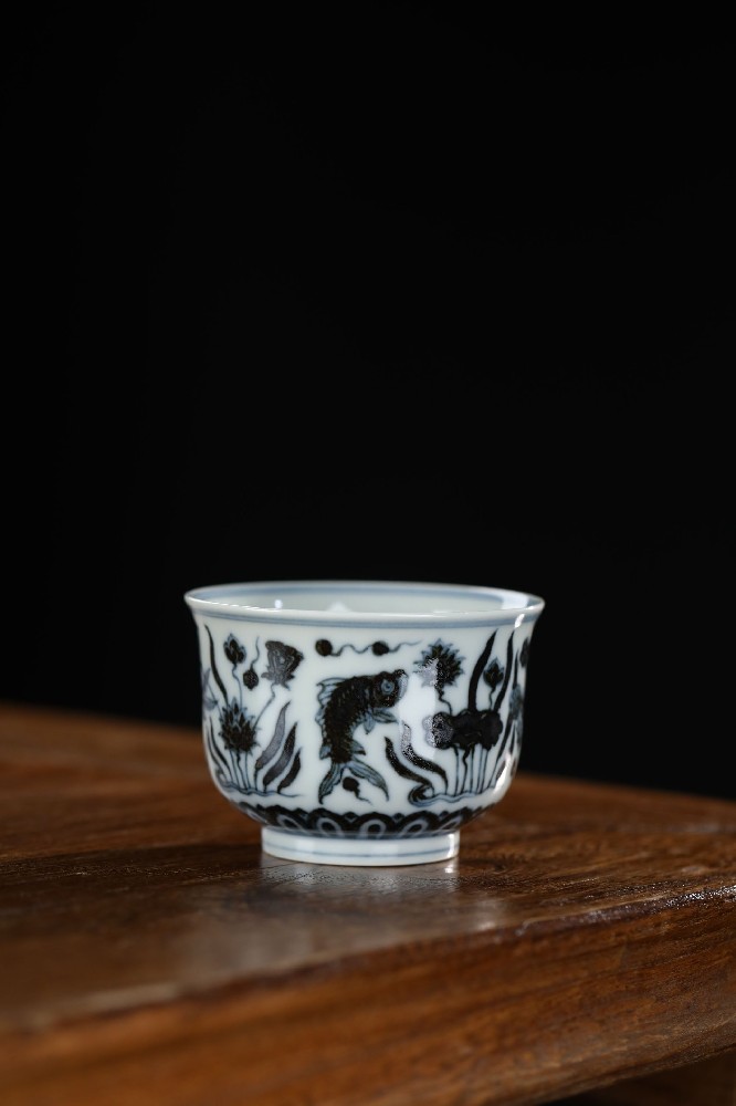 布一窑柴窑鱼藻纹炉式杯