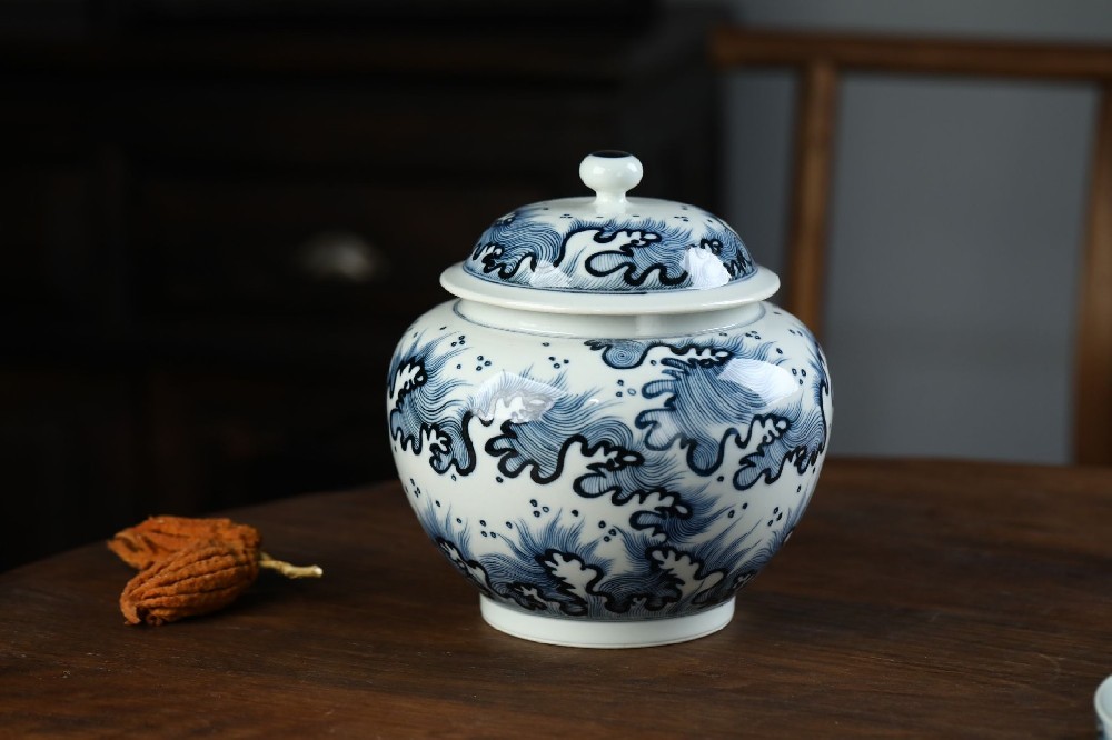布一窑柴窑元代青花海浪纹将军罐