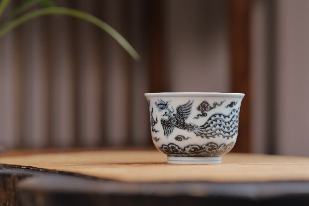 布一窑龙凤呈祥仰钟杯