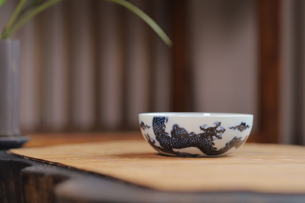 布一窑过墙霸王龙普洱杯