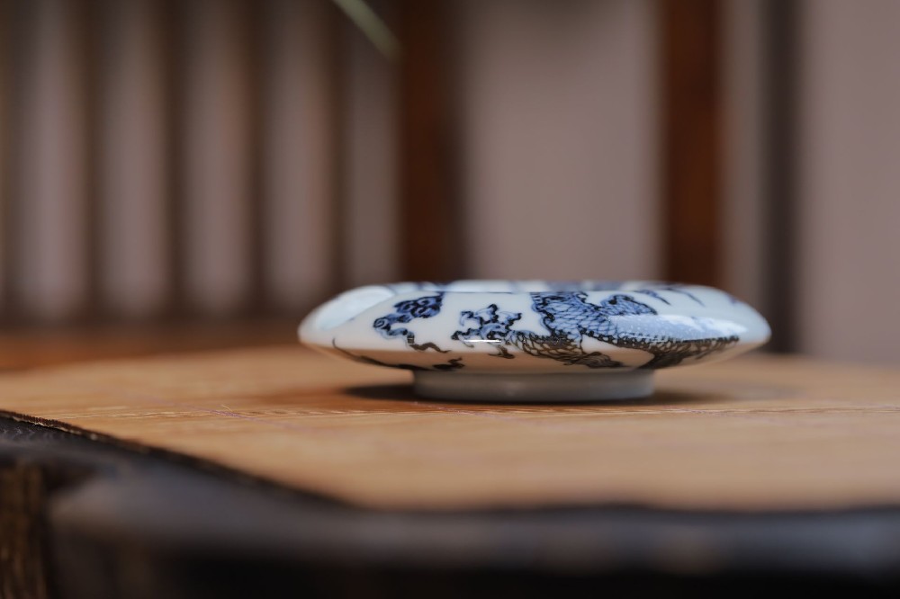 布一窑霸王龙雪茄缸
