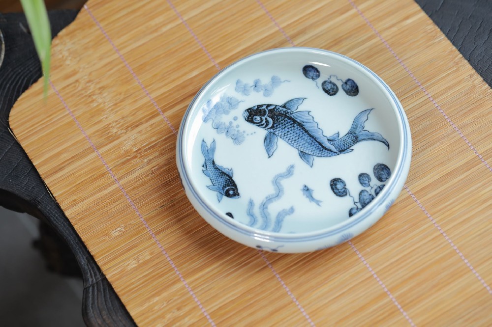 布一窑鱼乐图笔洗