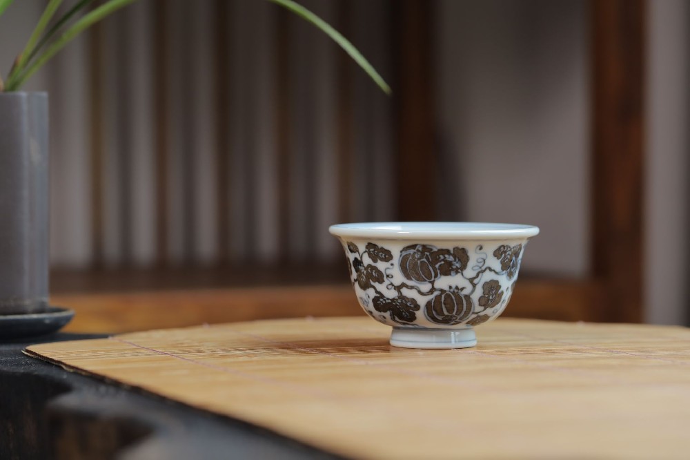 布一窑瓜瓞绵绵压手杯