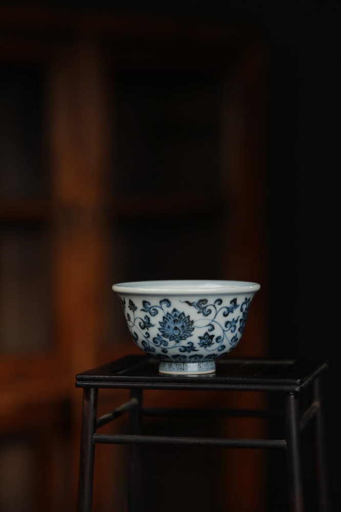 布一窑缠枝金刚佛莲小压手